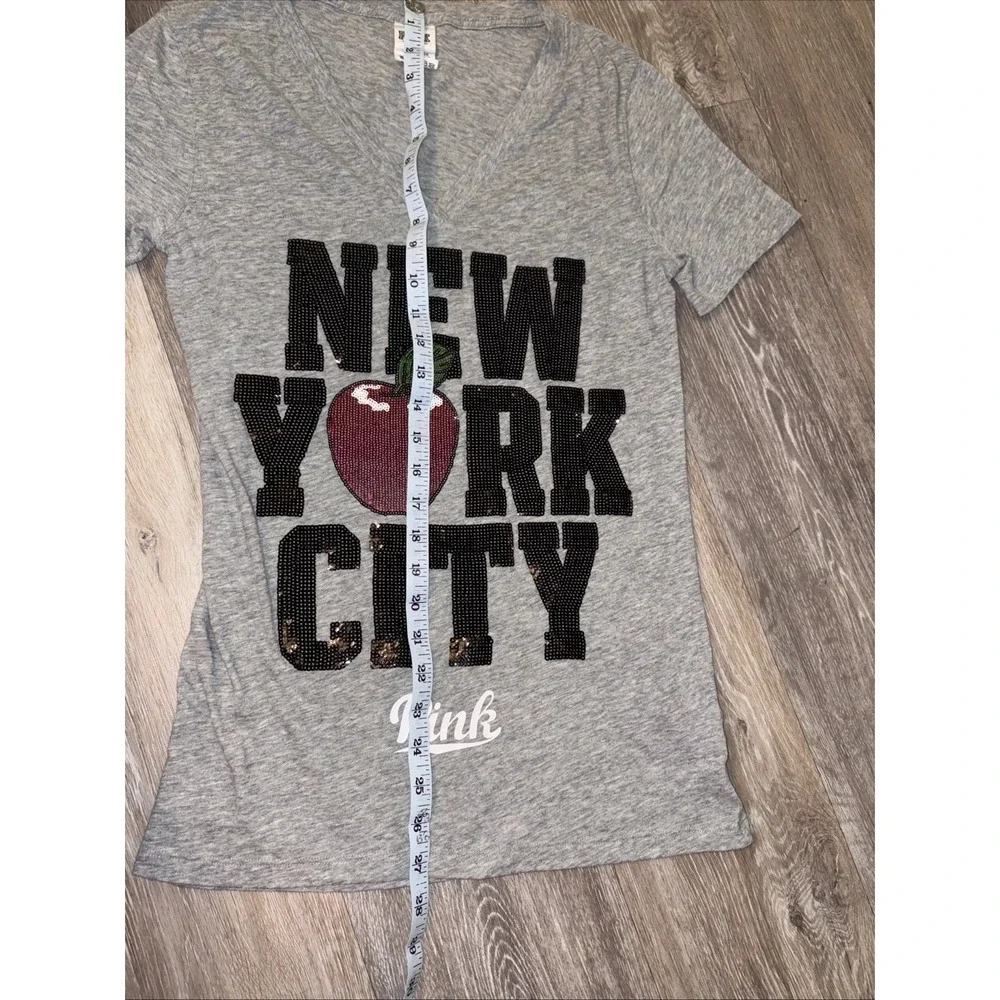Victoria's Secret Pink New‎ York City Sequin V-Neck Tshirt Gray Medium Rare - Picture 11 of 13